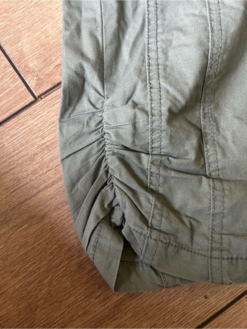 Torrid Ruched Capris- 16 - Picture 4 of 7